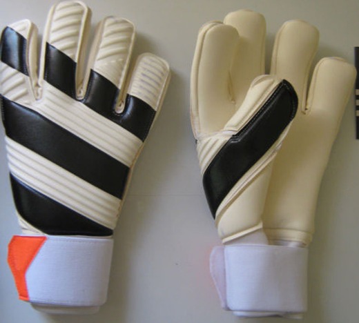 Goalkeeper Gloves
