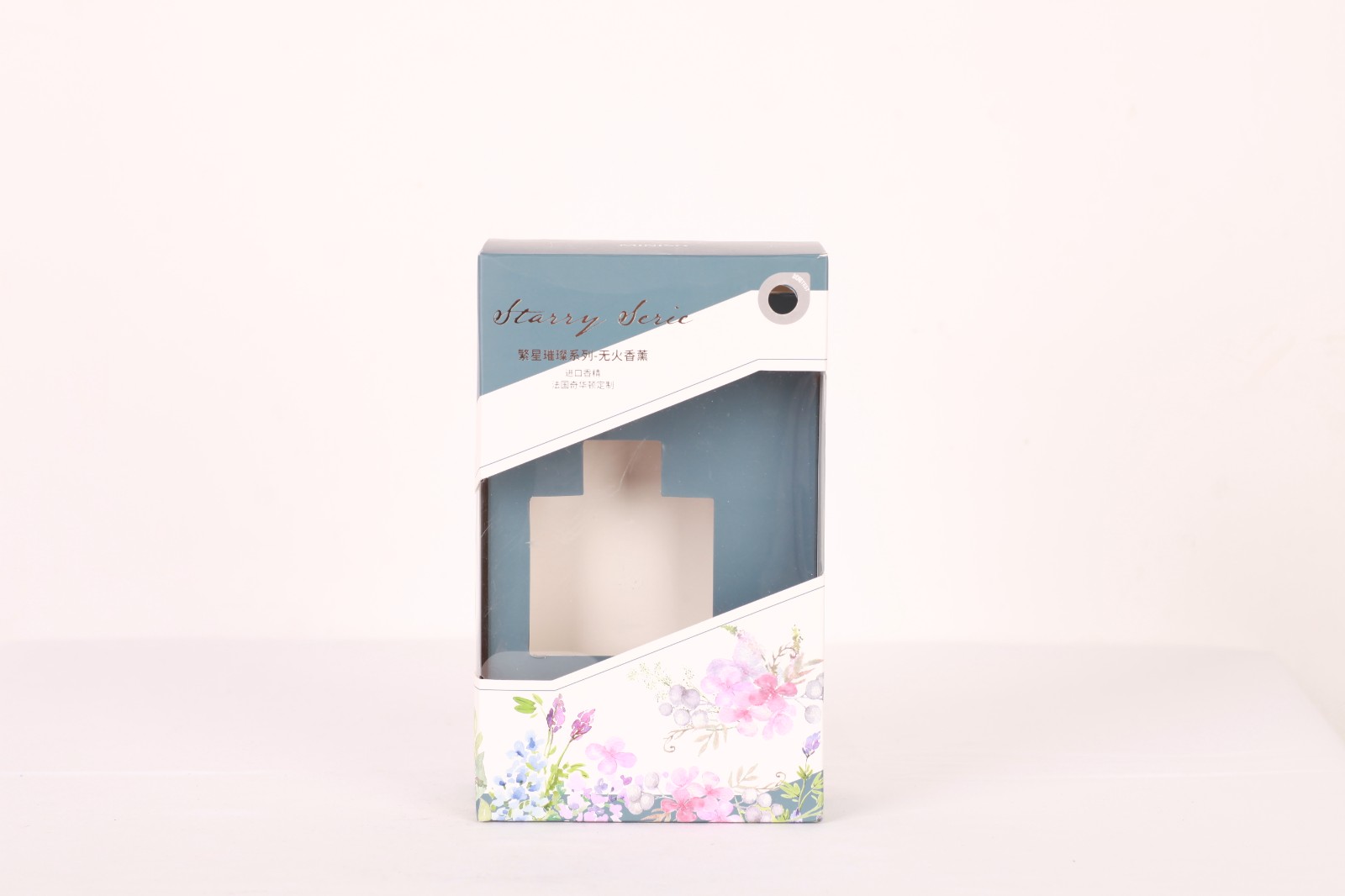 Custom window lined color box