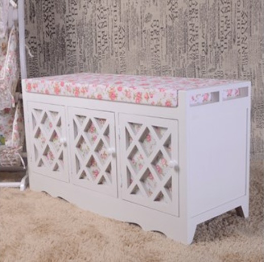Crisscross Shoe Cabinet With Doors