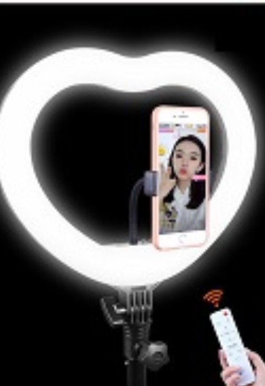 Portable Ring Light Wireless Remote Love Heart Shape Control 28W 3200K-6500K AC100V-220V with Phone Holder Tripod for Selfie