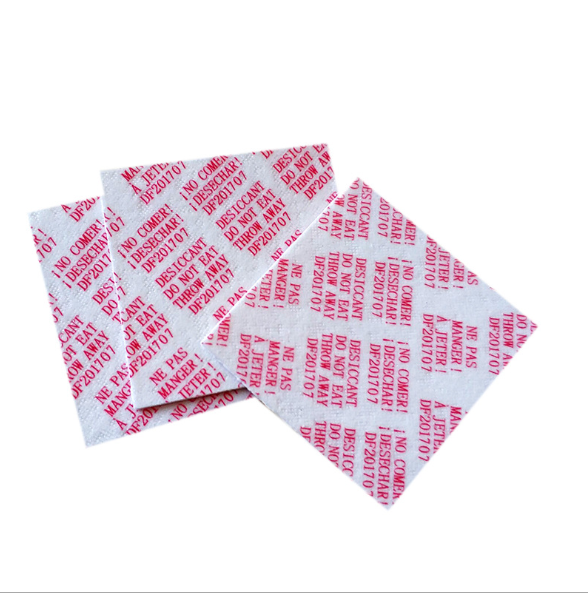 Fiber/flake desiccant