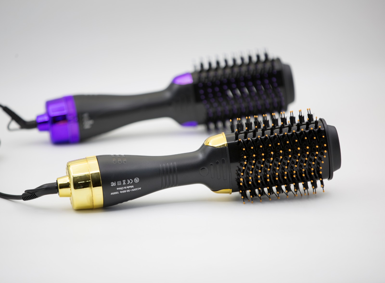 Hair combs, hot combs, electric hair combs. It can be straight, curly, or dry