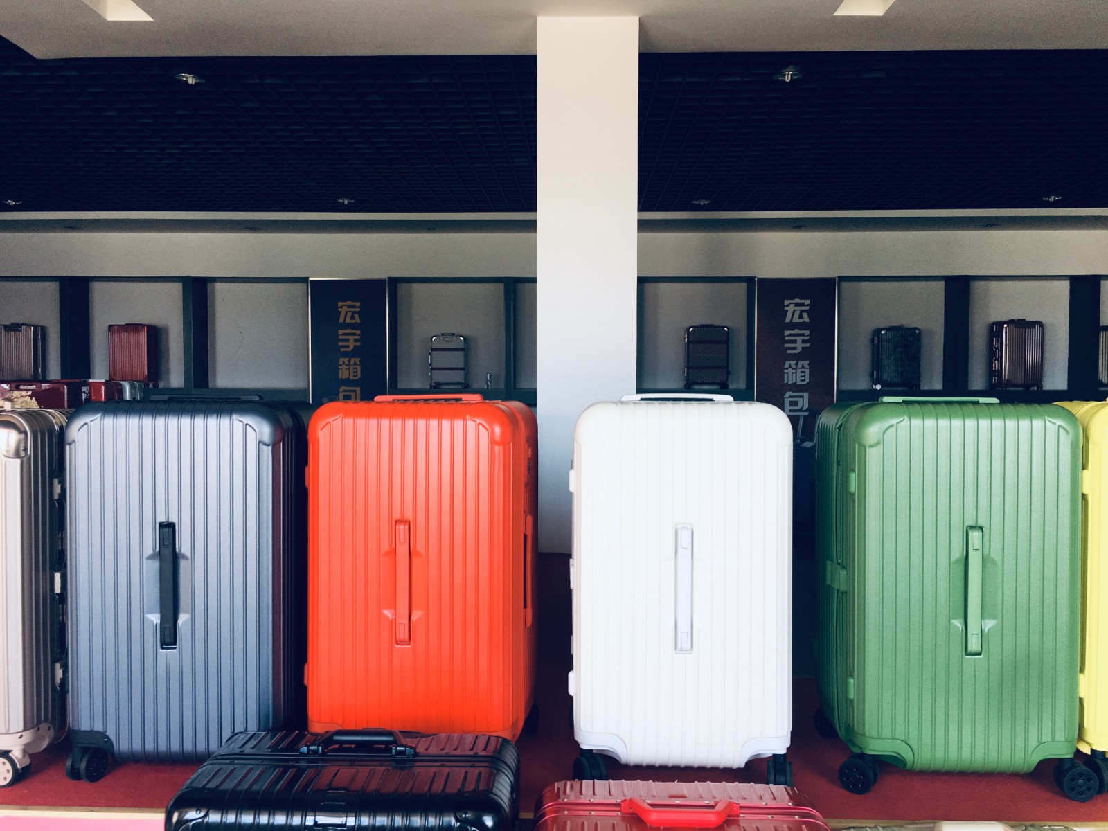 30 "extra-large capacity suitcase universal wheel web celebrity ins new female tie bar password box