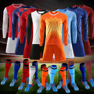 Made-in-china short sleeved sports suit for adult tailored suit with light plate