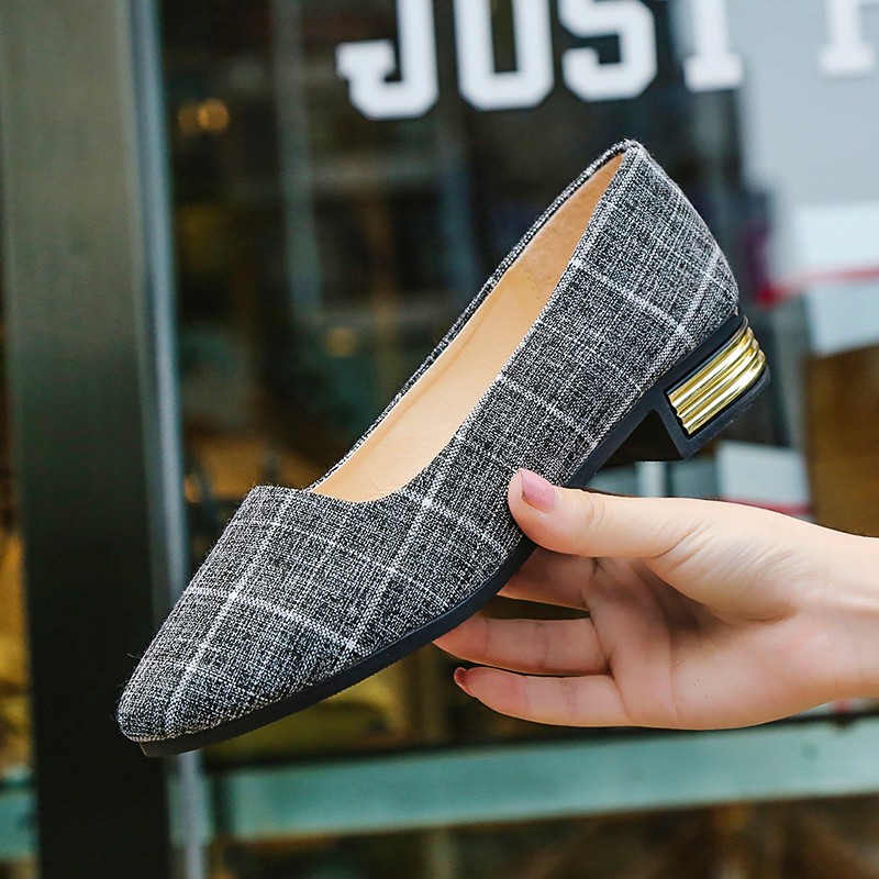 Fashionable joker flat bottom single shoe pointed low top four seasons soft bottom is contracted, joker, four seasons