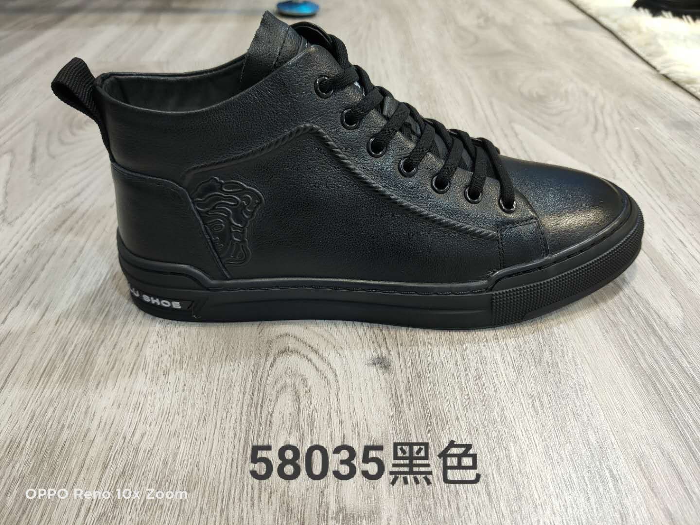 The top layer of male casual leather shoes is cowhide, made by hand