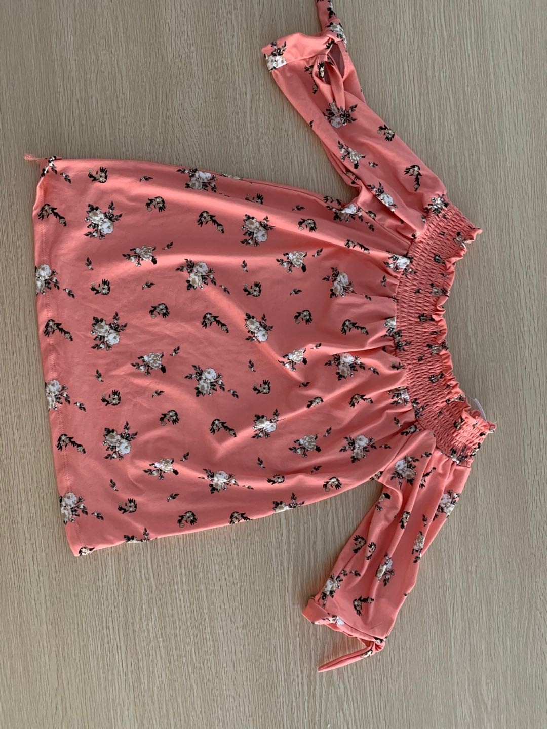 Romantic summer print texture for pullovers