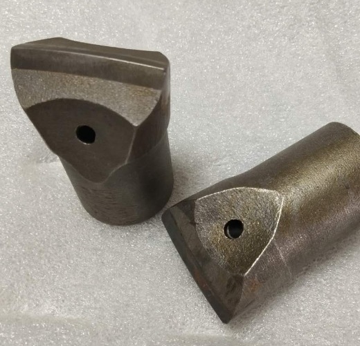 tungsten carbide flat drill with various size and cheaper wholesale price, used for rock drilling and crushing, and is used in mines and tunnels with rock drilling rods