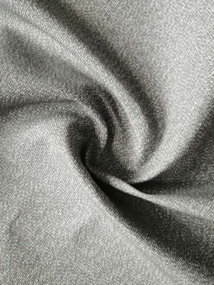 Woven grade 4 cut resistant fabric