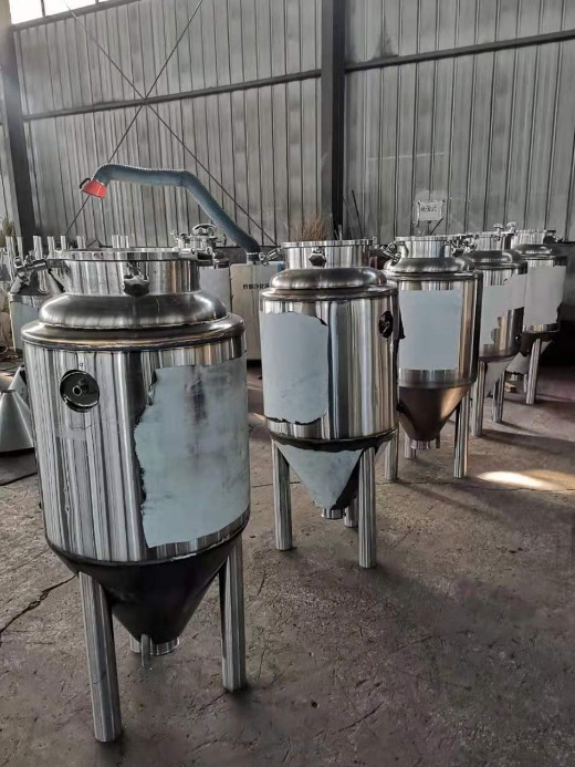 100L fermenters for homebrew in stock