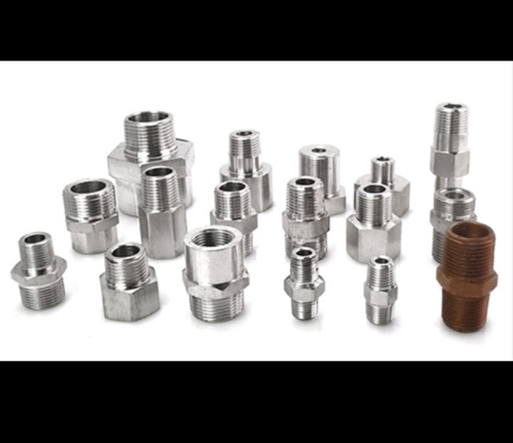 Stainless steel hexagonal double outer head thread thickened to wire connection accessories variable diameter double outer wire water pipe joint