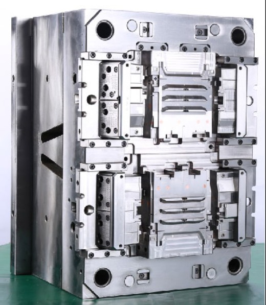 Plastic Injection Mold