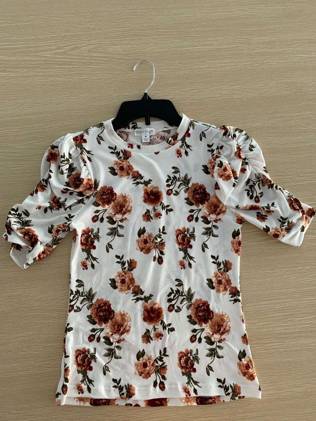 Romantic summer print texture for pullovers