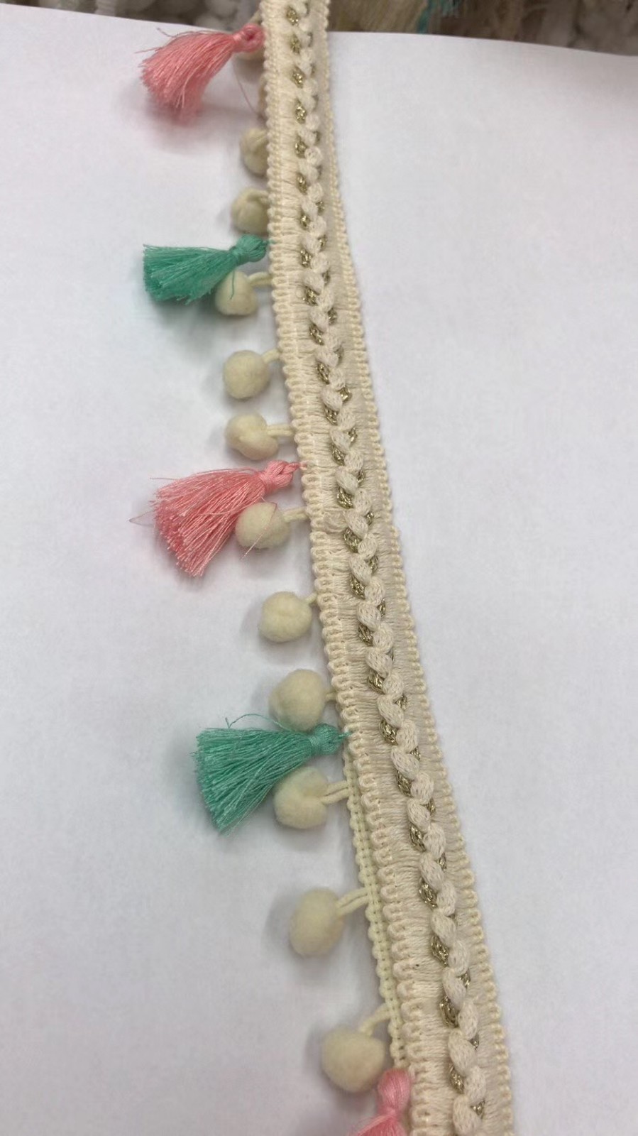 Italian hair bulb davit