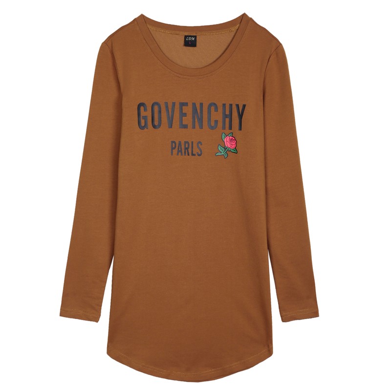 Women's mid-length T-shirts can be worn in autumn and winter