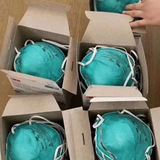 CE CERTIFIED 3 PLY DISPOSABLE NON WOVEN SURGICAL FACE MASKS WITH EARLOOP