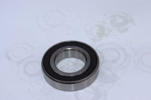 R18-2RS Deep Groove Ball Bearing 1-1/8x2-1/8x1/2 Inch Size 