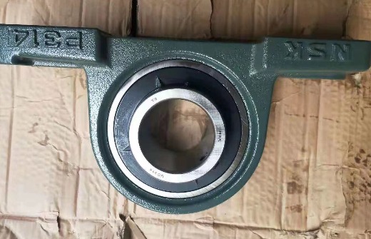  Steel Pillow Block Bearings UCT207 For Conveying Machinery Certified  ISO9001