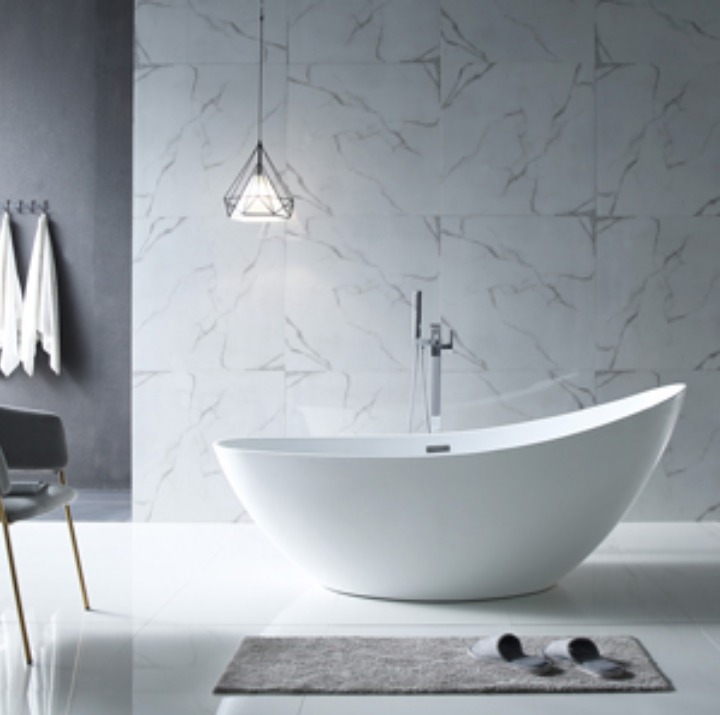 Made in China Hot Sale Acrylic Freestanding Bathtub High-end Europe and America Standards Manufacturer