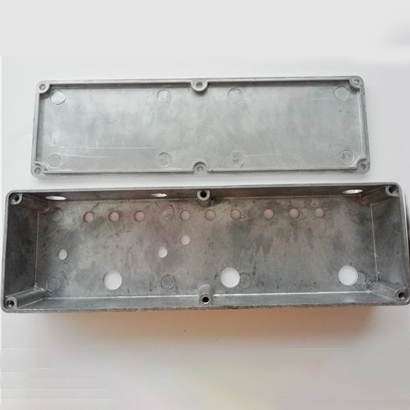 Aluminum alloy accessory case for guitar electronics