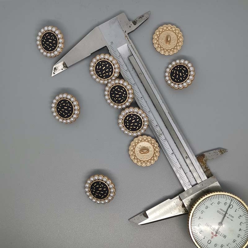 Round pearl metal button fine small fragrance wind coat accessories