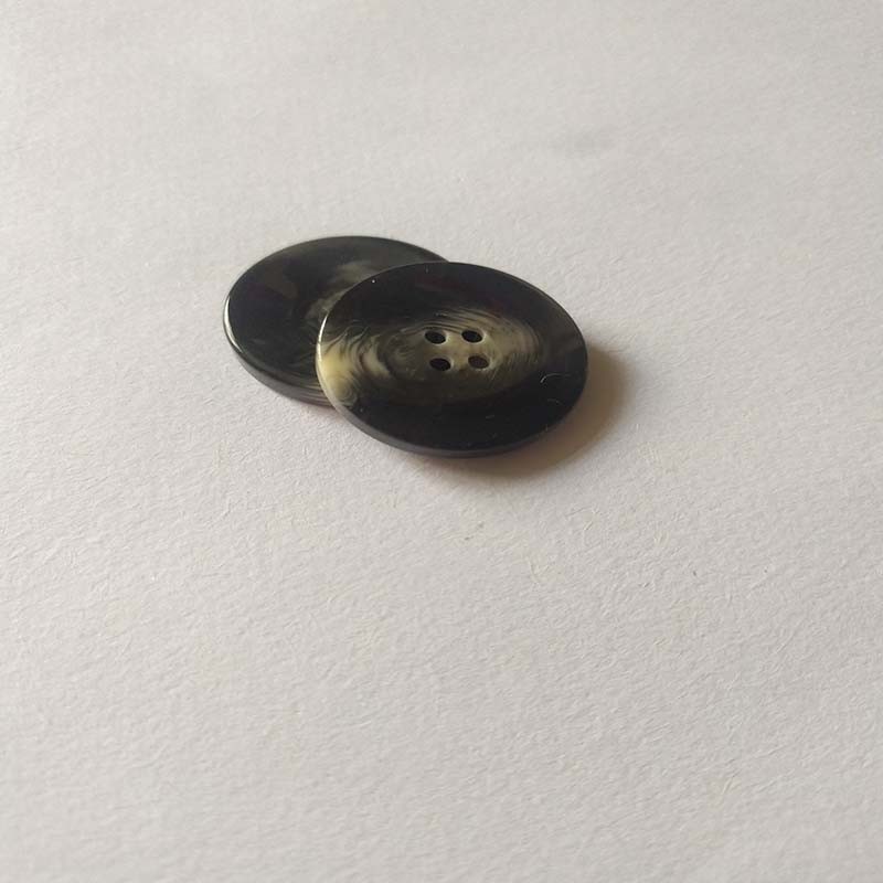 Imitation horn pattern resin coat buttons imported wool coat trench coat thick large buttons K07