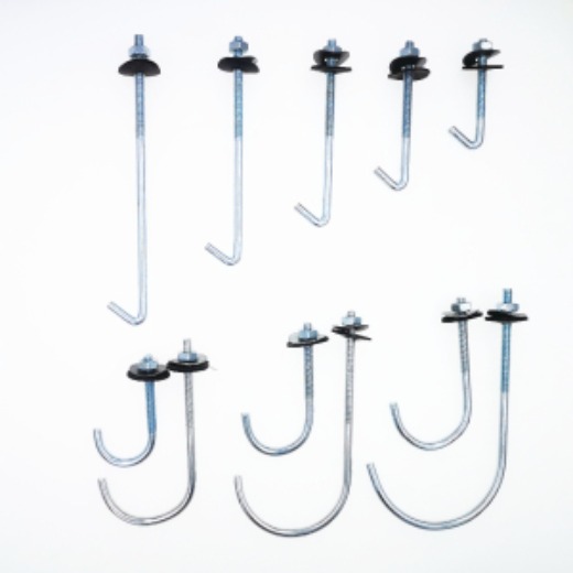  Customize various types and sizes of J-bolts (with nuts)