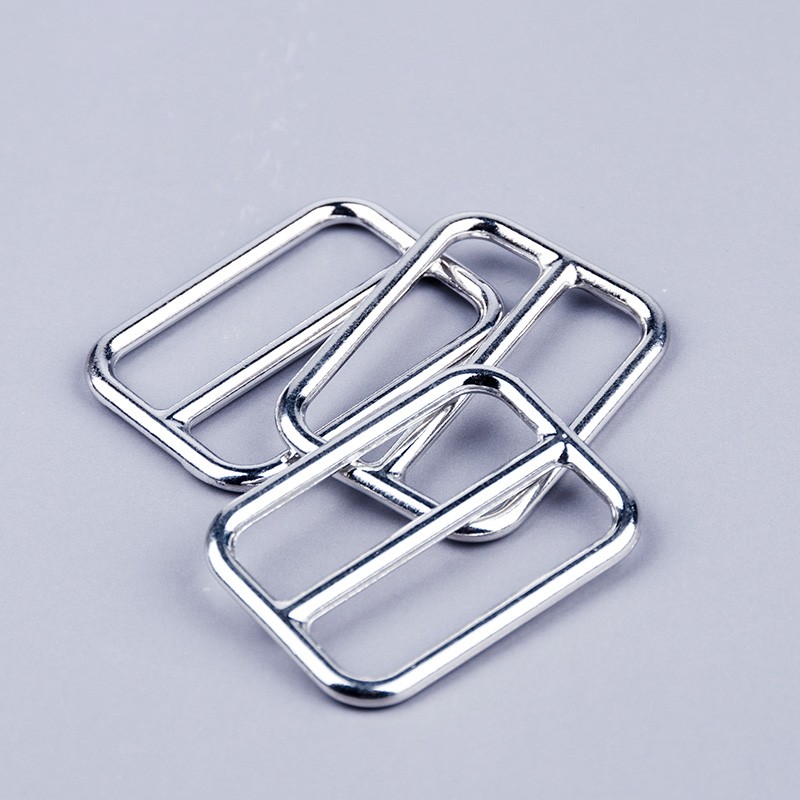 Zinc alloy third gear buckle