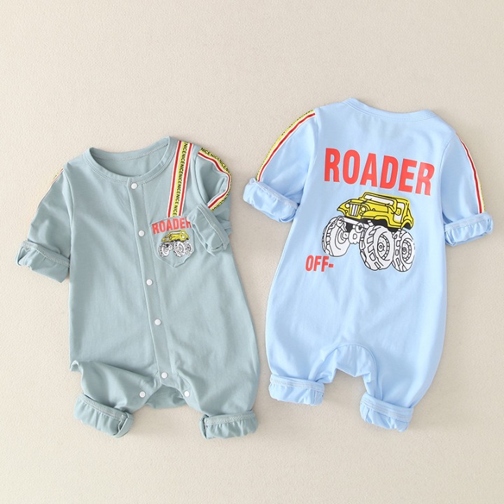 Ziluotong BABY BODYSUIT 0-3-6 spring and autumn hatsuit climbing suit 9 newborn clothes lovely boy baby going out