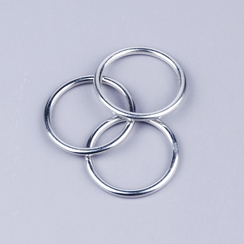 Zinc alloy ring
