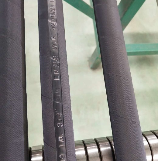 R9 R12 R13 R15 4SP 4SH wire spiral high pressure hydraulic rubber hose