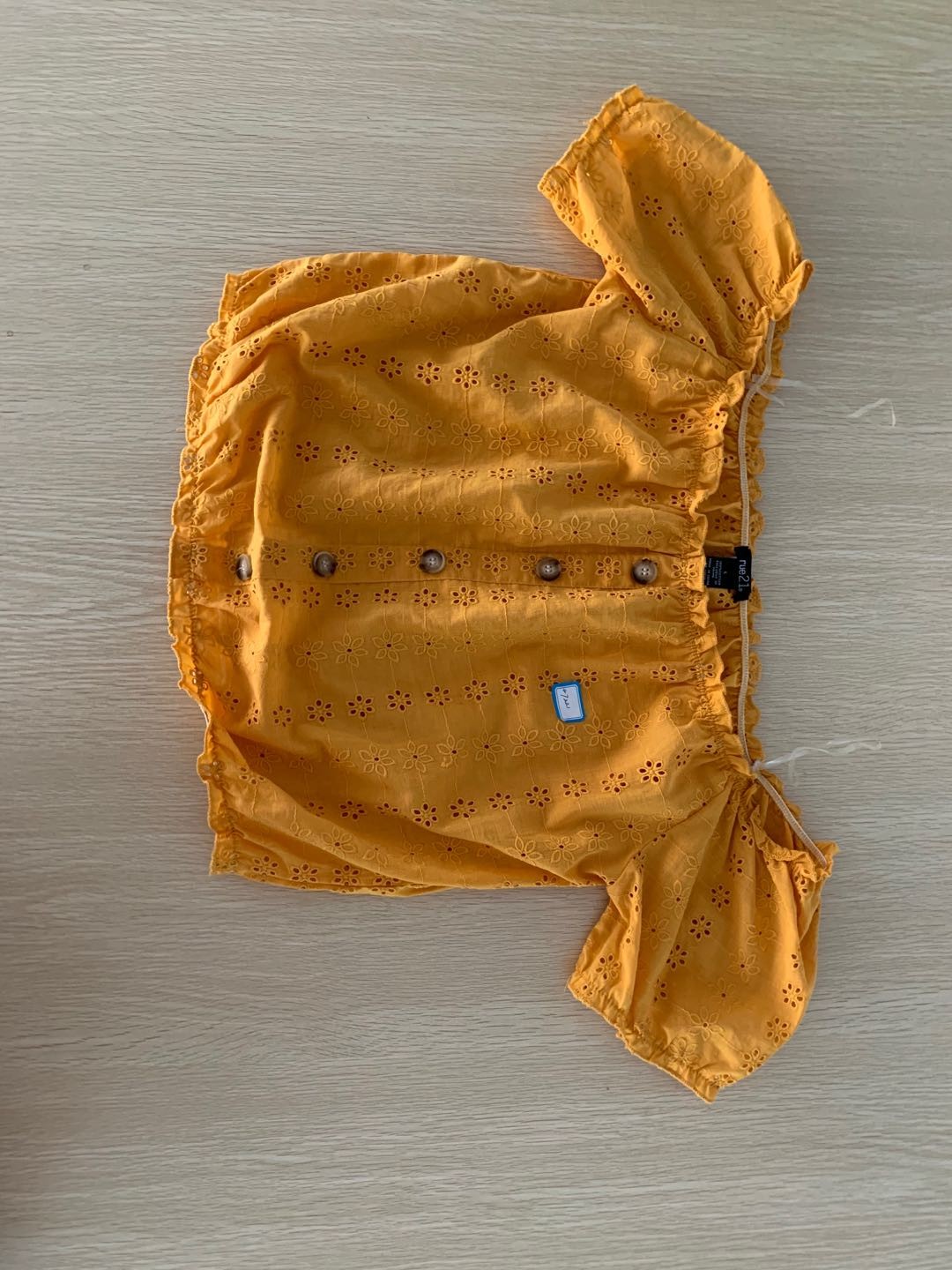 The jumper was hollowed-out with a lovely embroidery