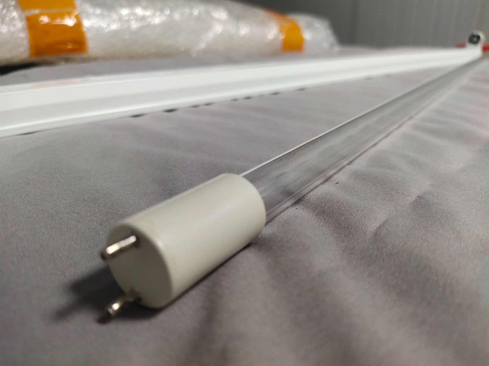 [30W ozone lamp] + support + power cord