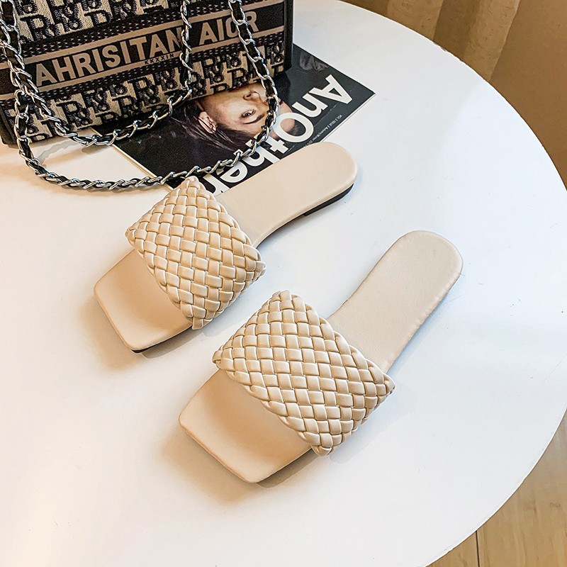 Colour woven flip-flop slippers with square toe and flip-flop sandals