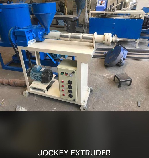 Jockey Extruder